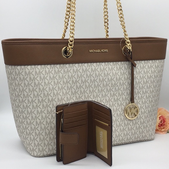 Michael Kors Handbags - MICHAEL KORS SHANIA LARGE CHAIN TOTE & WALLET SET
